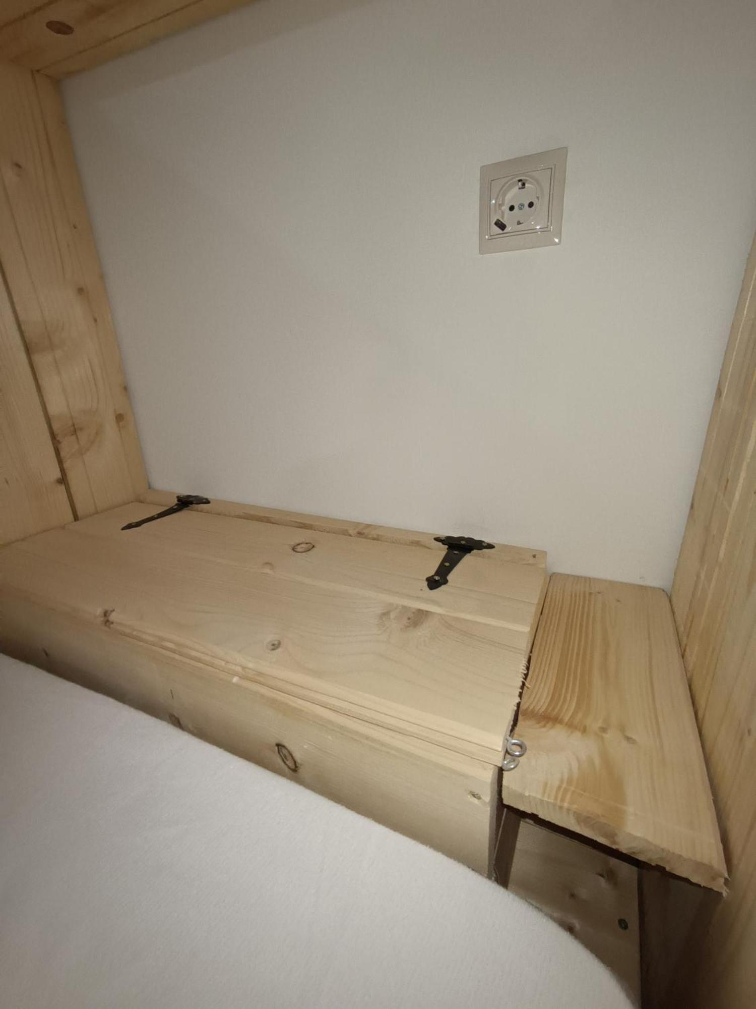 לוגו Hostel Bretema מראה חיצוני תמונה
